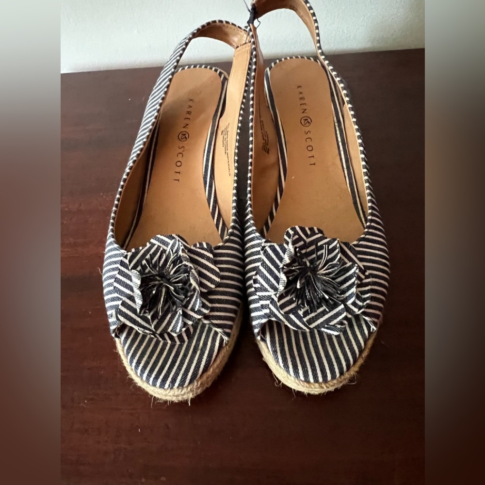 Karen Scott peep toe sling back sandals